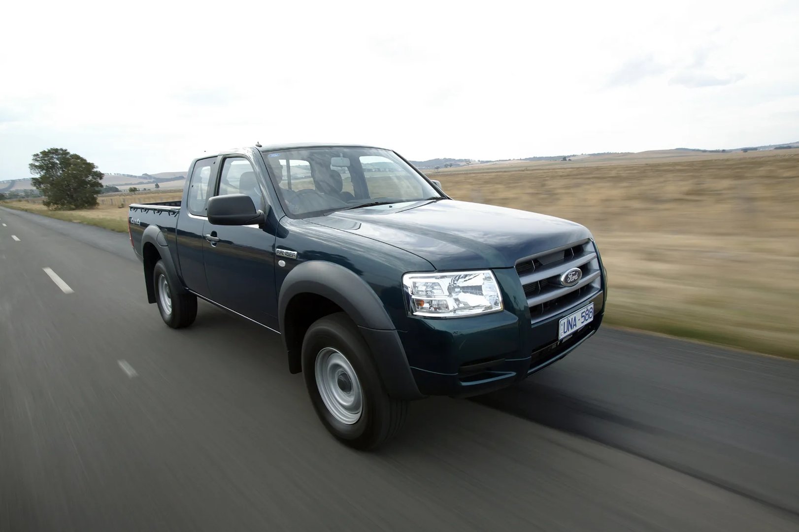 Ford_Ranger_2_generation__Pickup_1.5-cab__10.jpg