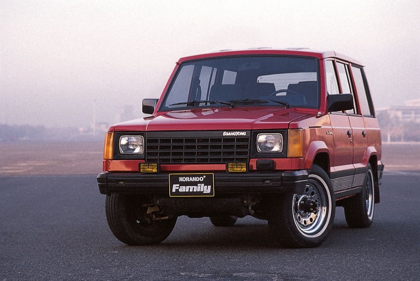 ssangyong_Korando_Family_1_generation__SUV_5-doors__3.jpg