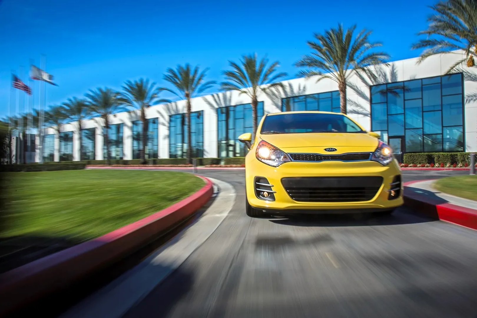 Kia_Rio_3_generation_restyling__Hatchback_5-door__3.jpg