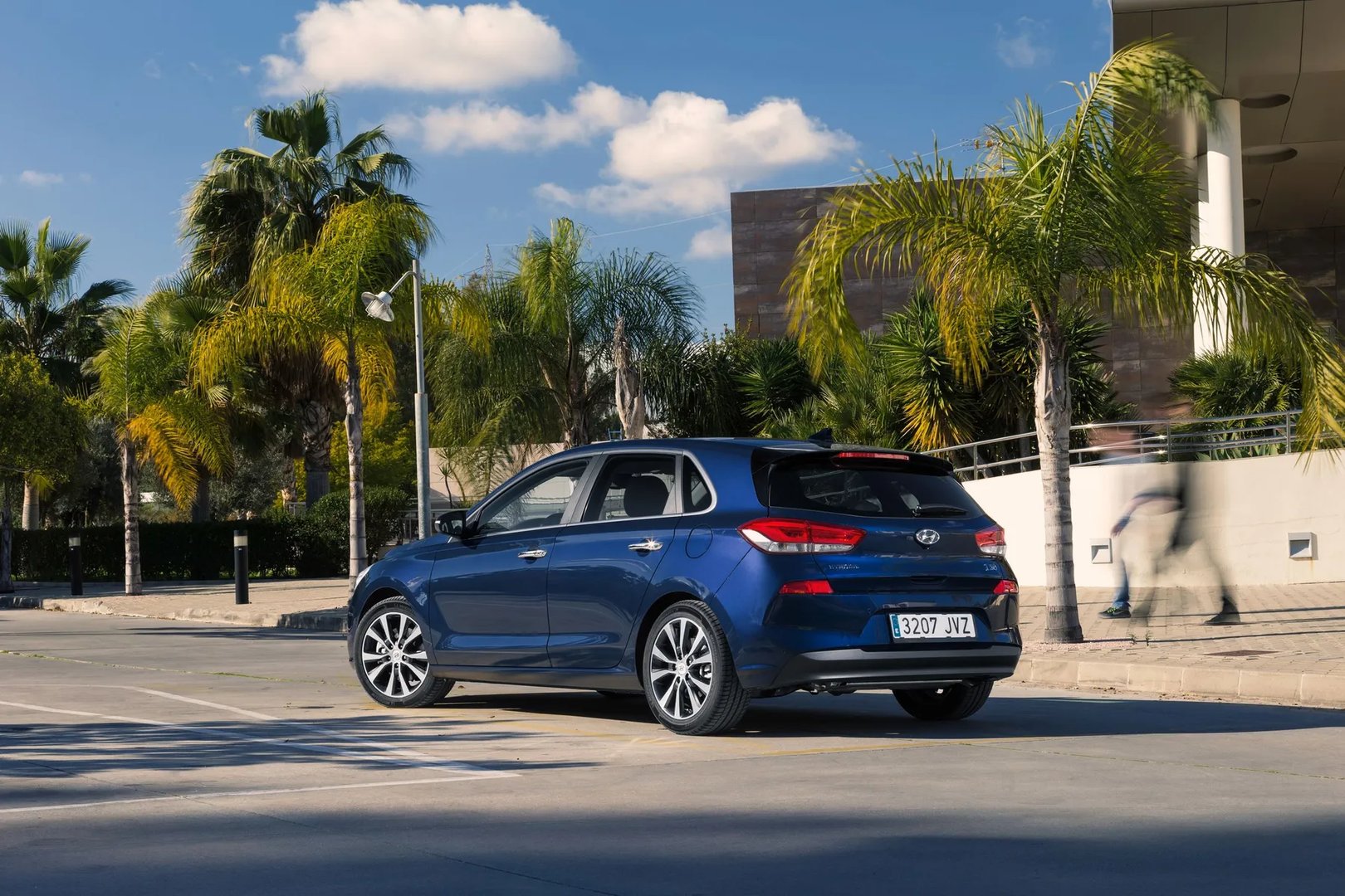 Hyundai_i30_3_generation__Hatchback_5-door__7.jpg