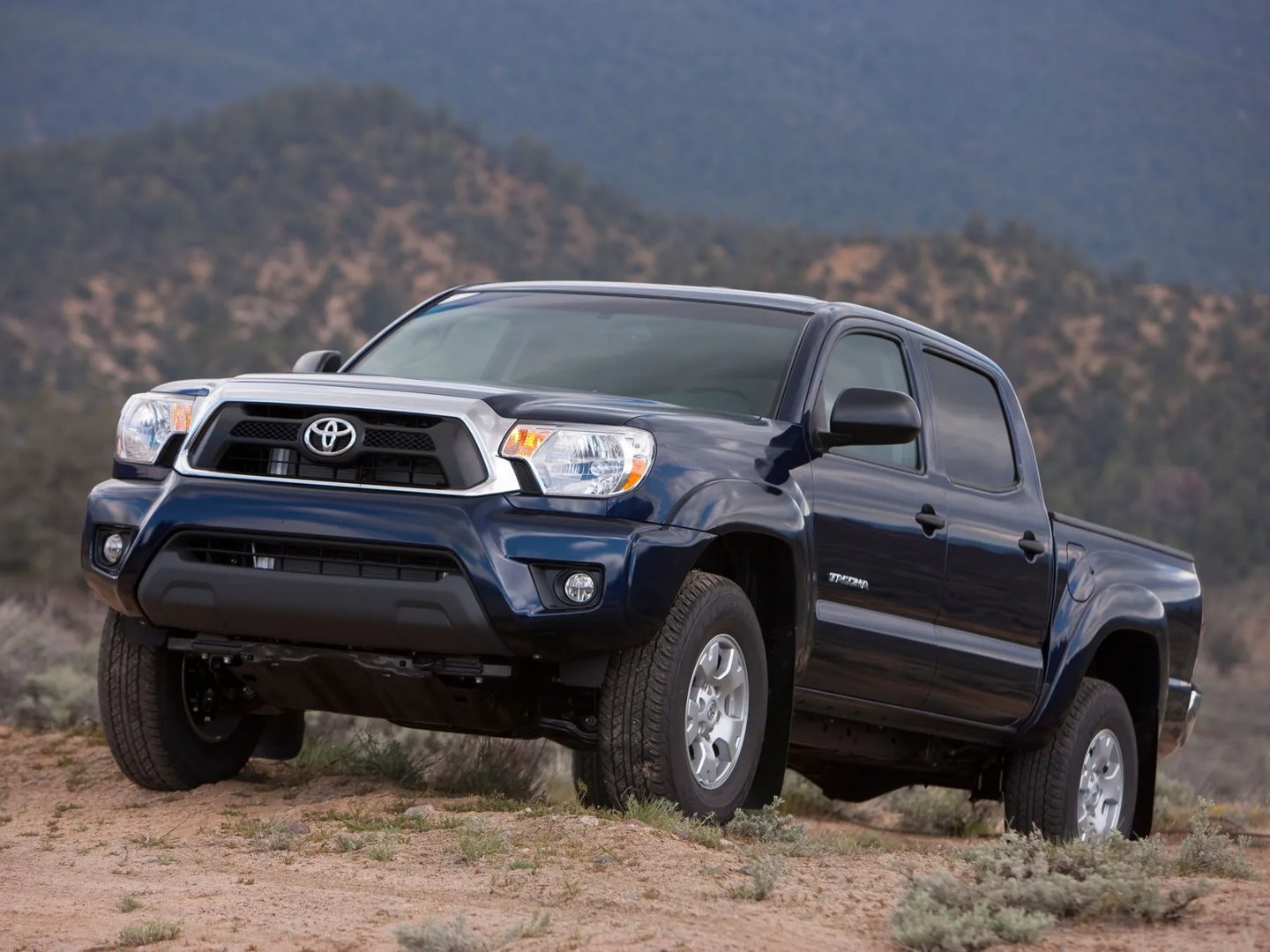 Toyota_Tacoma_2_generation_restyling__Pickup_double-cab__4.jpg