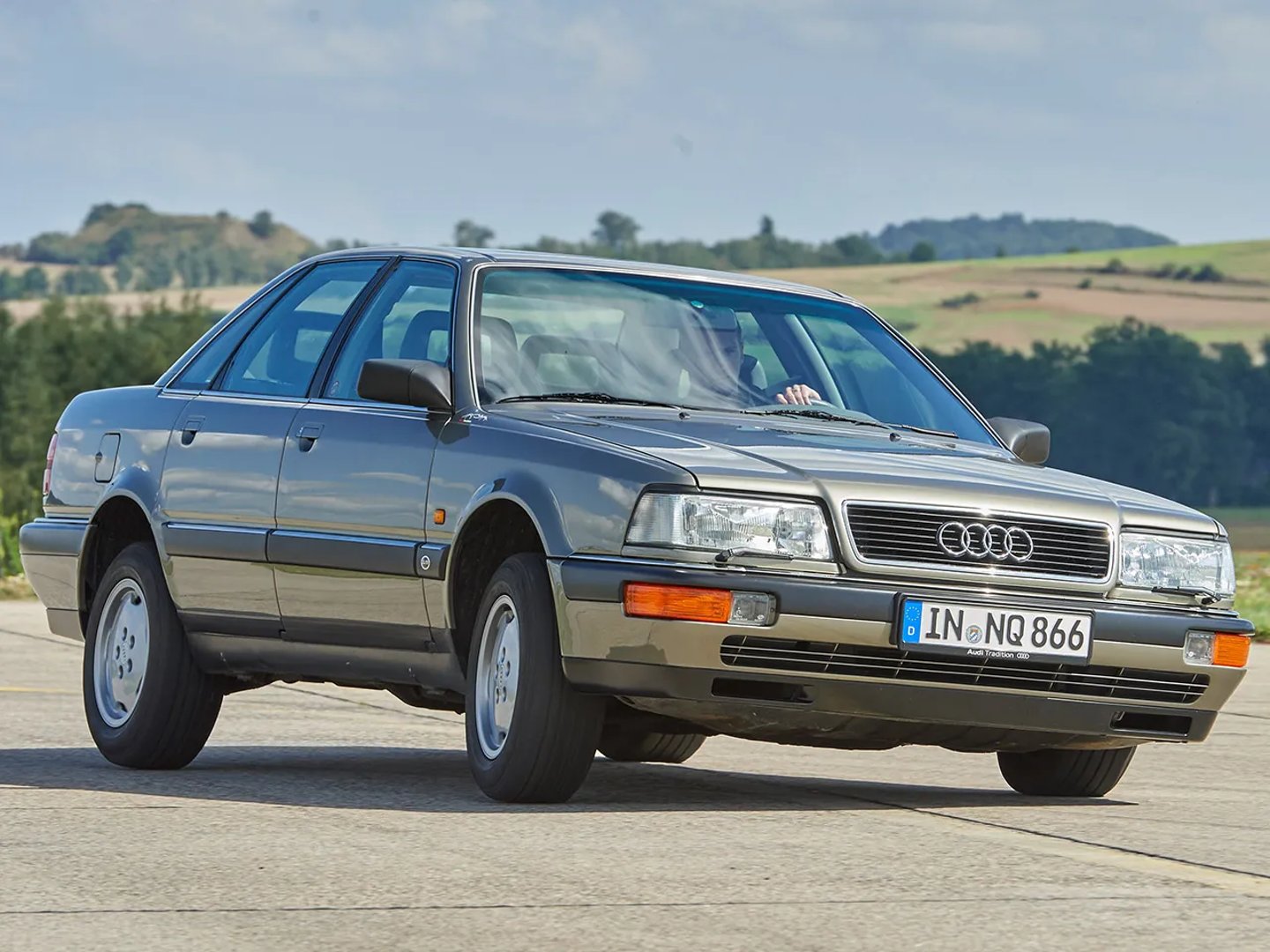 Audi_V8_1_generation__Sedan__1.jpg