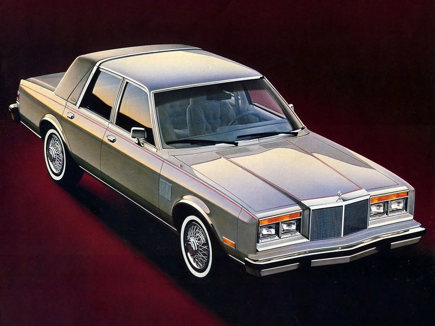 Chrysler_Fifth_Avenue_1_generation__Sedan__1.jpg