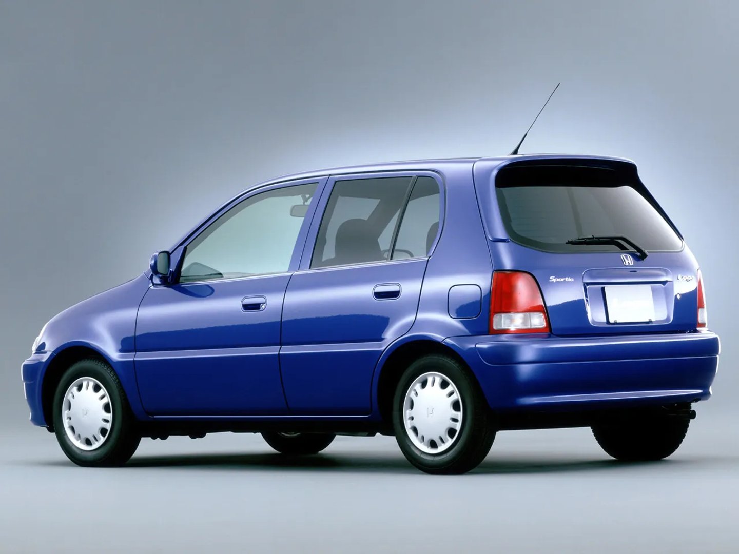 Honda_Logo_1_generation__Mini_5-doors__2.jpg