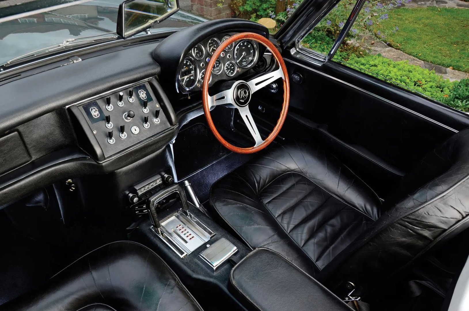 AC_Frua_1_generation__Cabrio__9.jpg