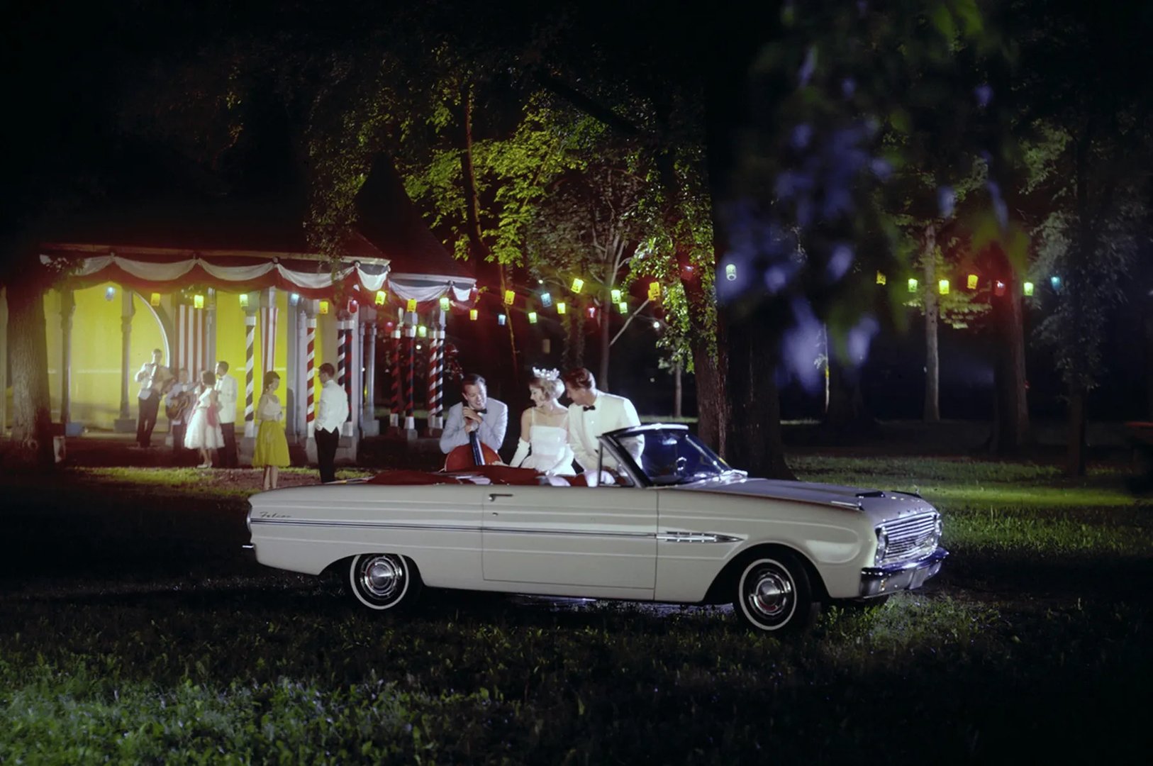Ford_Falcon_1_generation__Cabrio__1.jpg