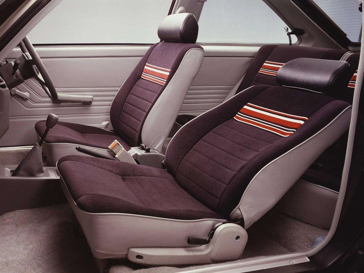 Nissan_Pulsar_1_generation__Mini_3-doors__9.jpg