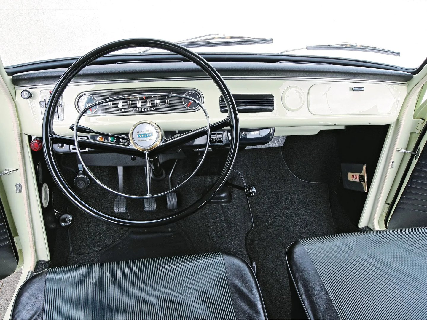 Opel_Kadett_1_generation__Estate_3-door__9.jpg