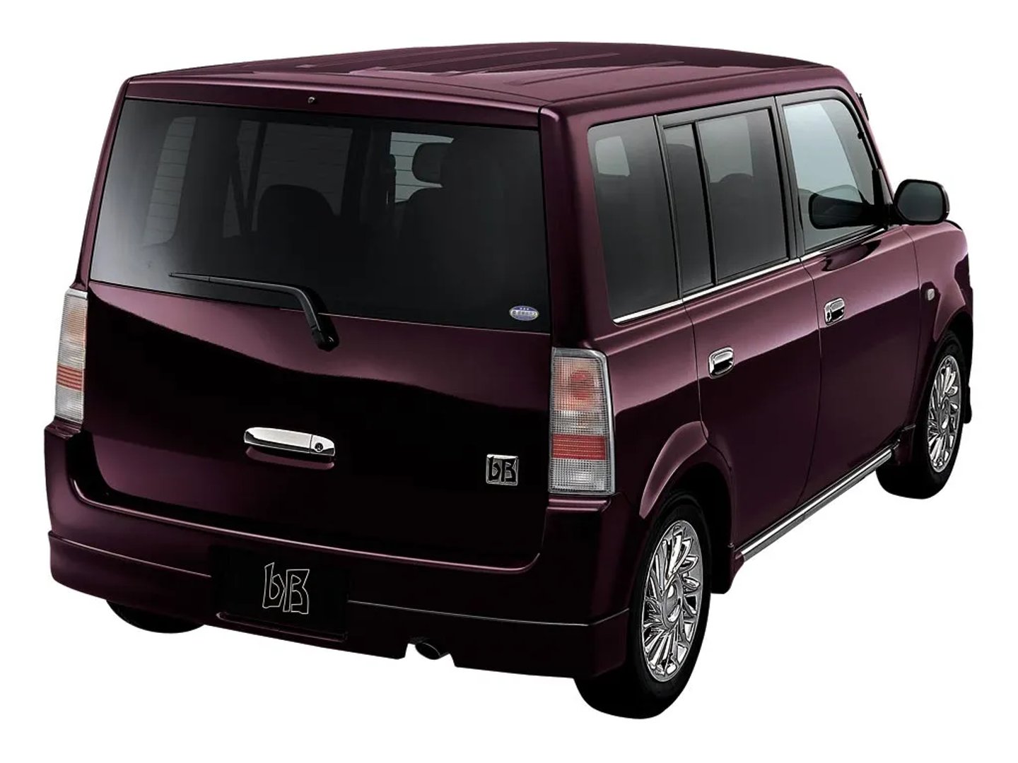Toyota_bB_1_generation_restyling__Compact_Van__1.jpg