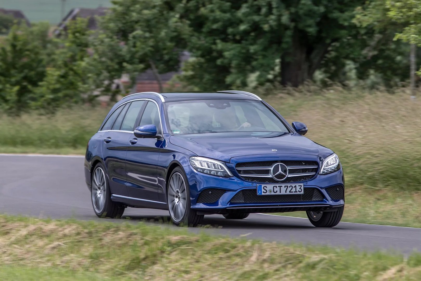 Mercedes_C-Class_4_generation_restyling__Estate_5-door__2.jpg