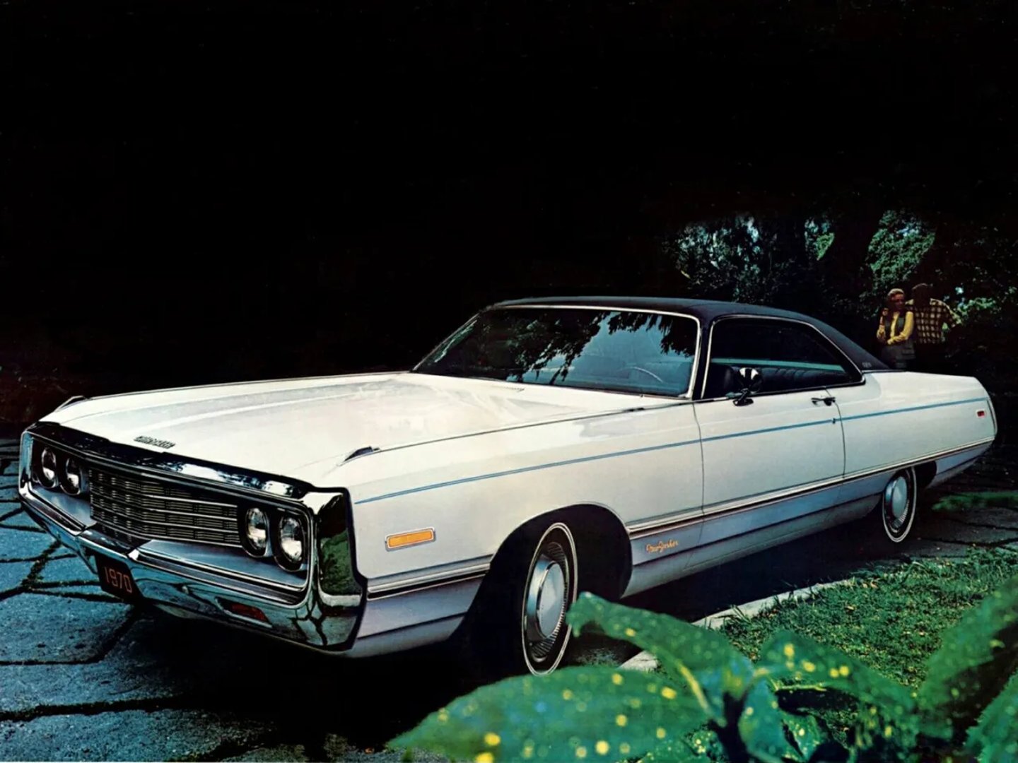 Chrysler_New_Yorker_8_generation__Coupe_Hardtop__1.jpg