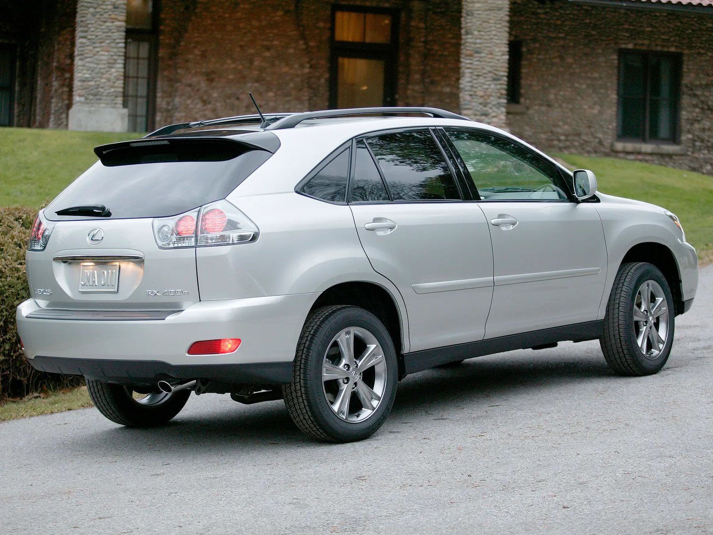 Lexus_RX_2_generation_restyling__SUV_5-doors__12.jpg