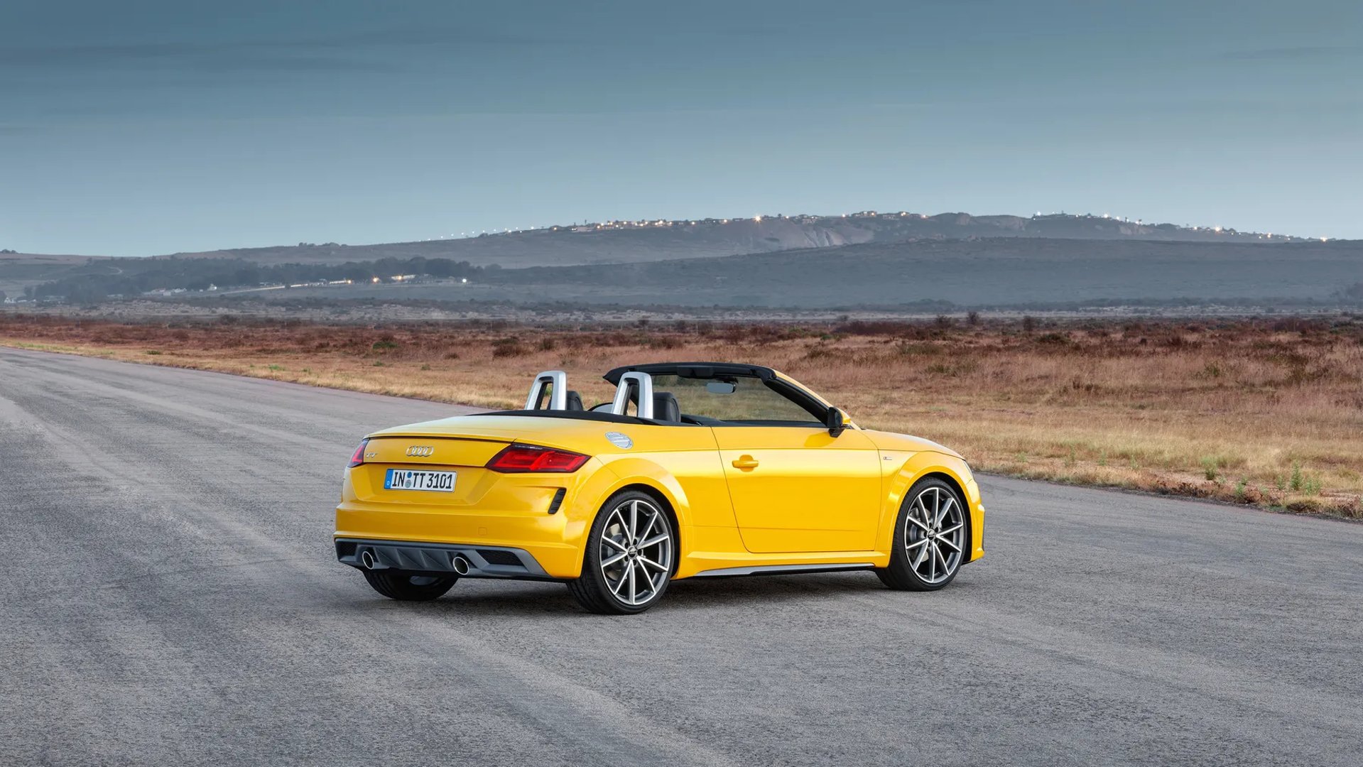 Audi_TT_3_generation_restyling__Roadster__1.jpg