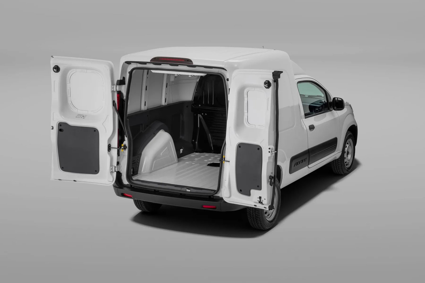 Fiat_Fiorino_3_generation_restyling_2__Van__9.jpg