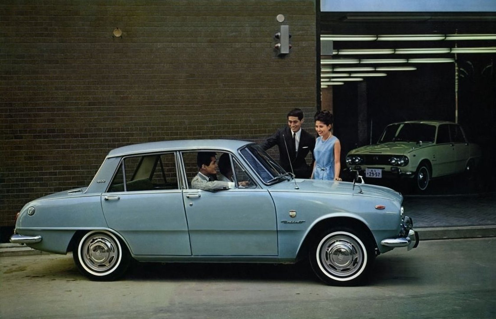 isuzu_Bellett_1_generation__Sedan__1.jpg