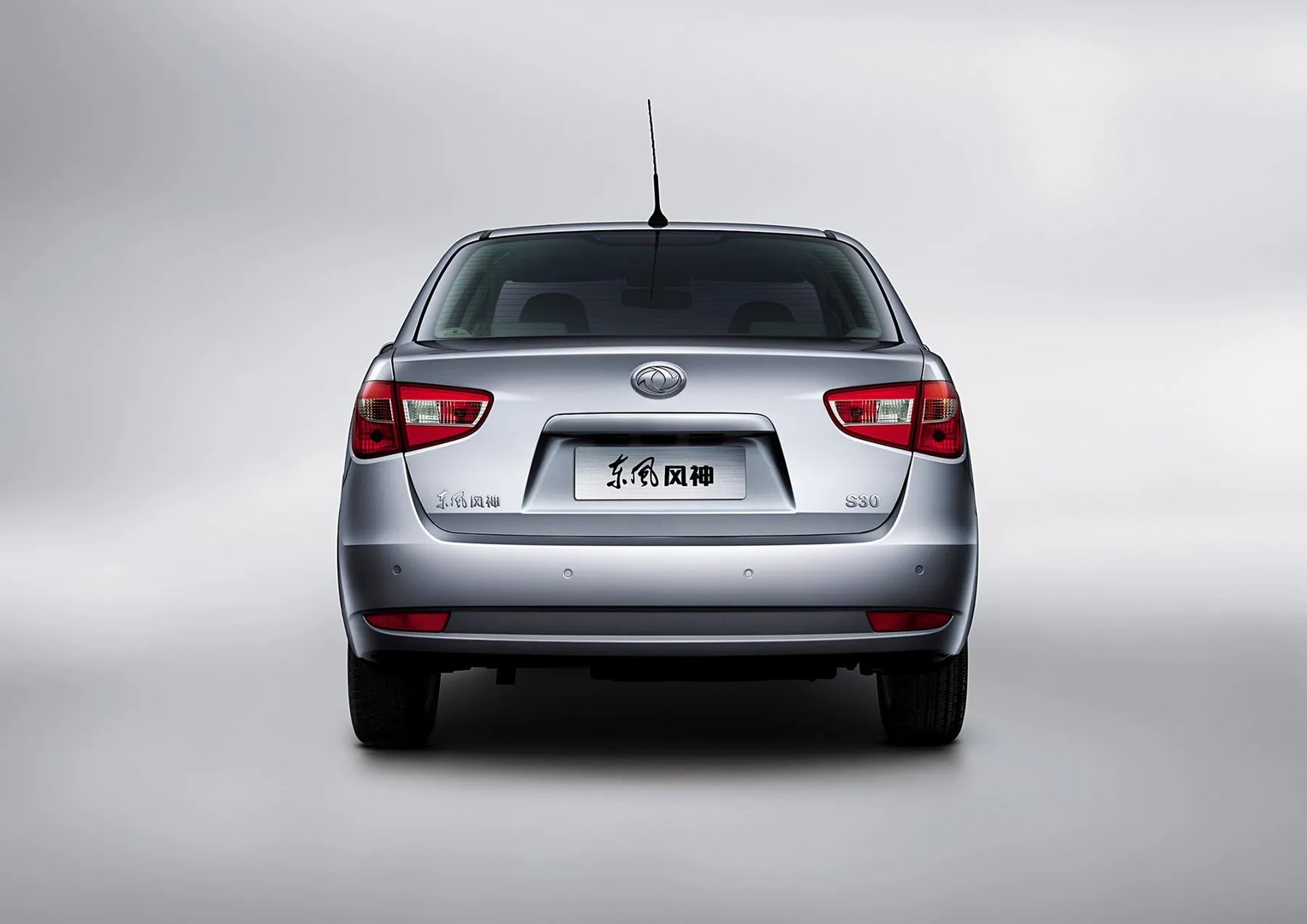 DongFeng_S30_1_generation__Sedan__3.jpg