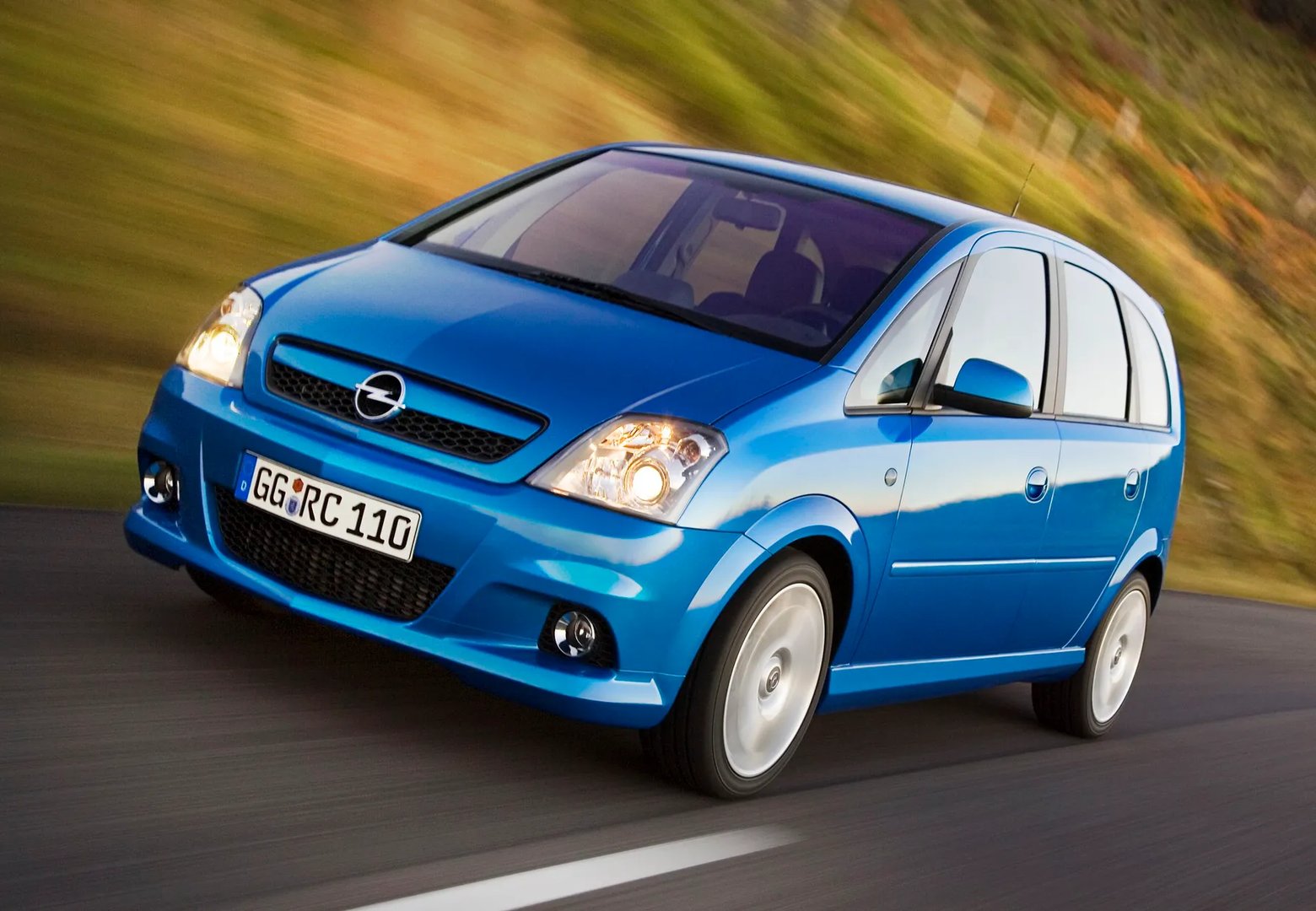Opel_Meriva_OPC_2_generation_restyling__Compact_Van__4.jpg
