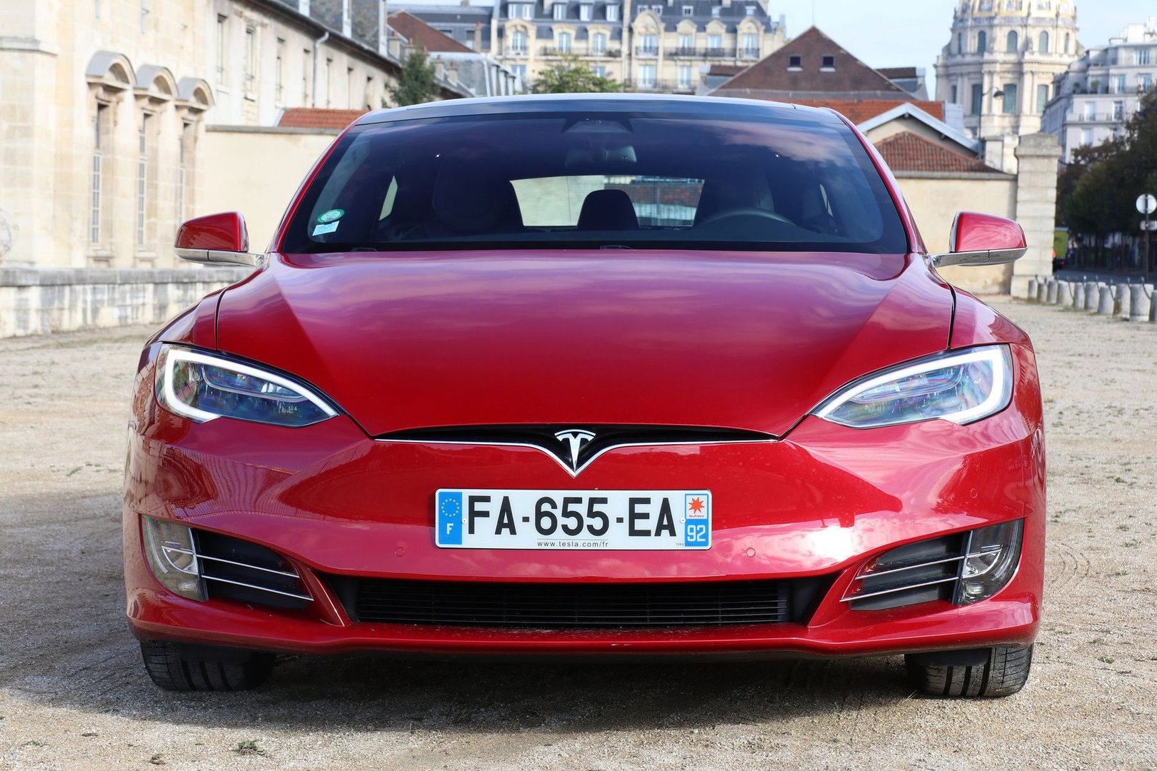 tesla_Model_S_1_generation_restyling__Liftback__18.jpg