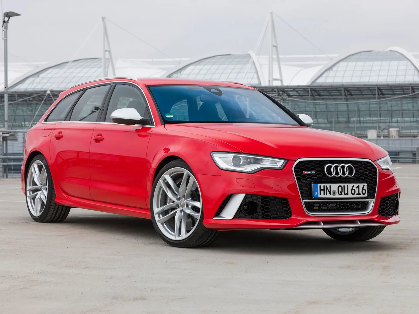 Audi_RS6_3_generation__Estate_5-door__7.jpg