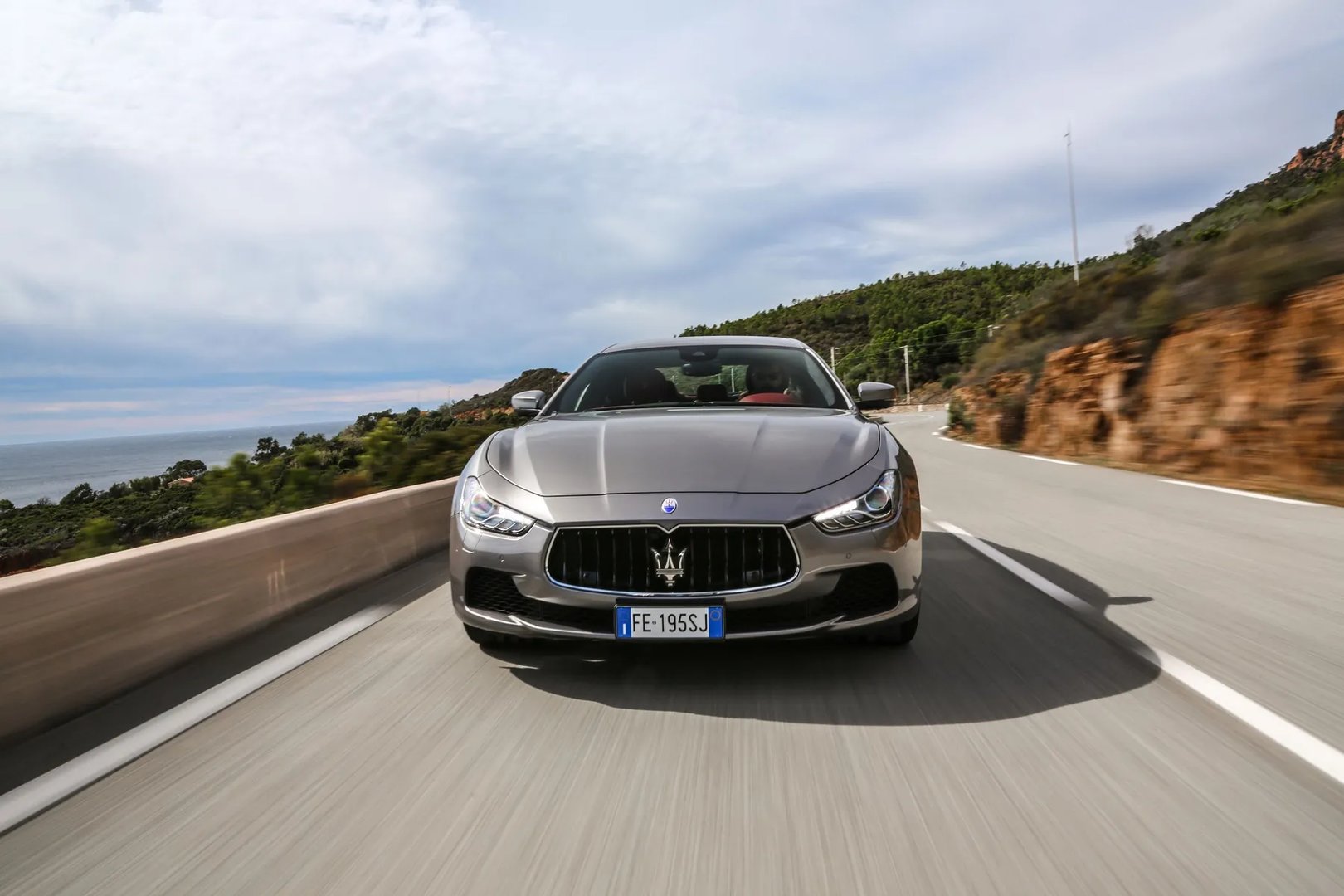 Maserati_Ghibli_3_generation__Sedan__4.jpg
