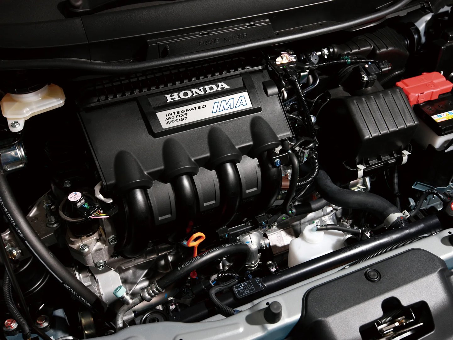 Honda_Fit_Shuttle_1_generation__Estate_5-door__9.jpg