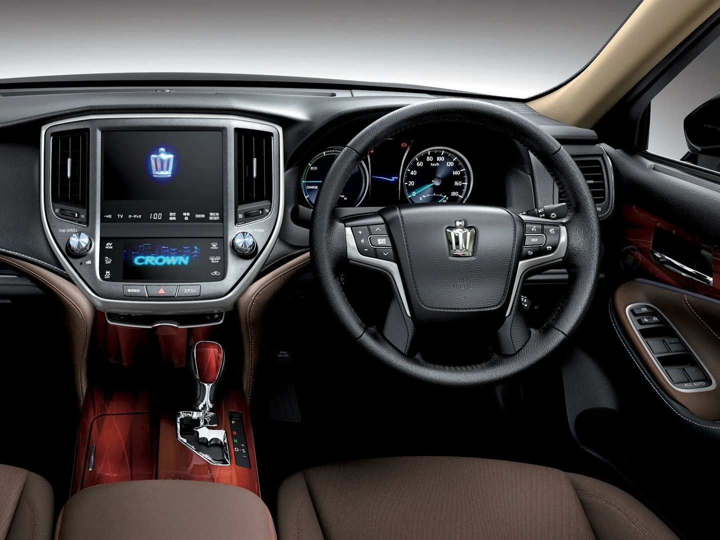 Toyota_Crown_14_generation__Sedan__9.jpg
