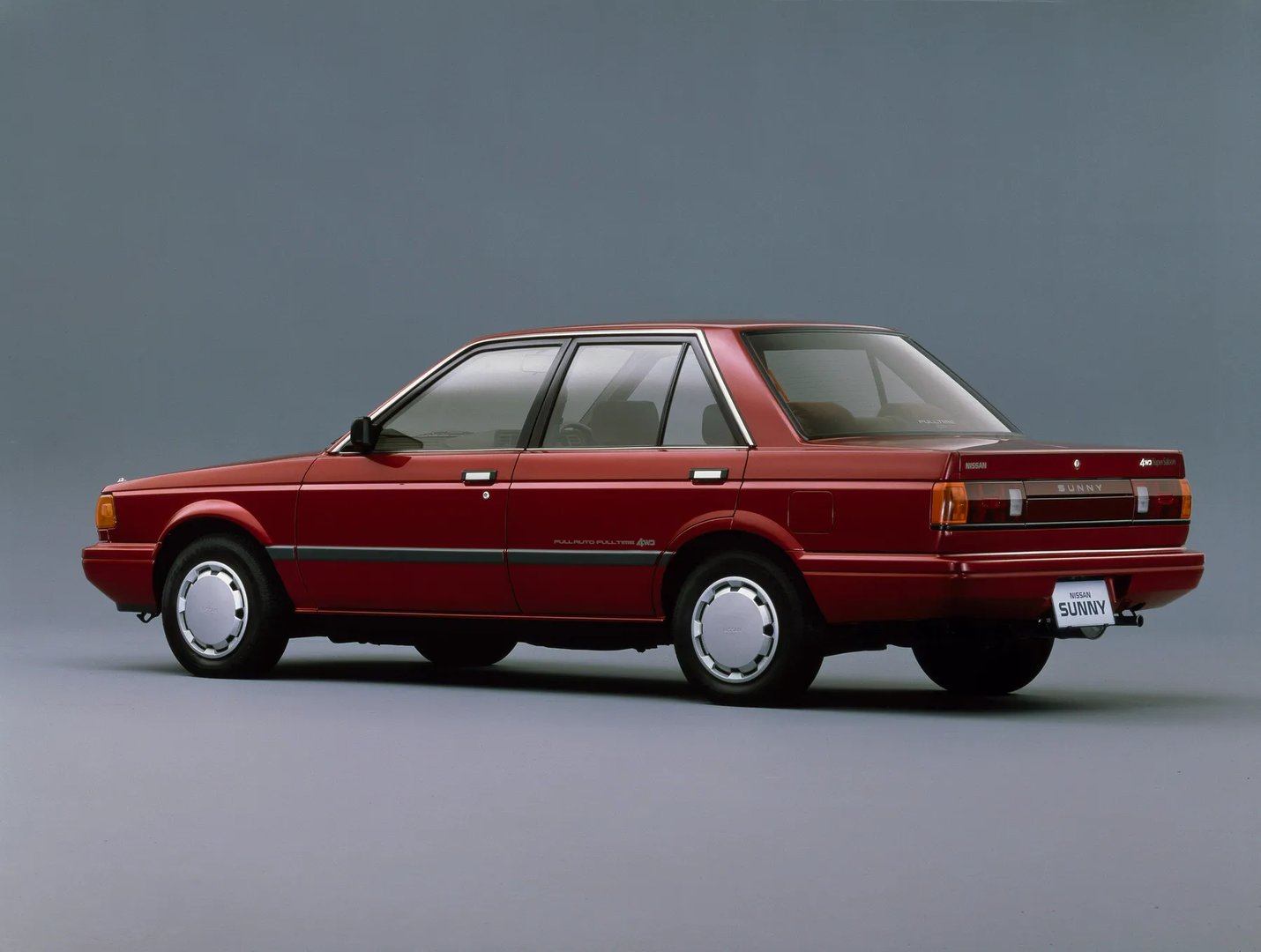 Nissan_Sunny_6_generation__Sedan__5.jpg