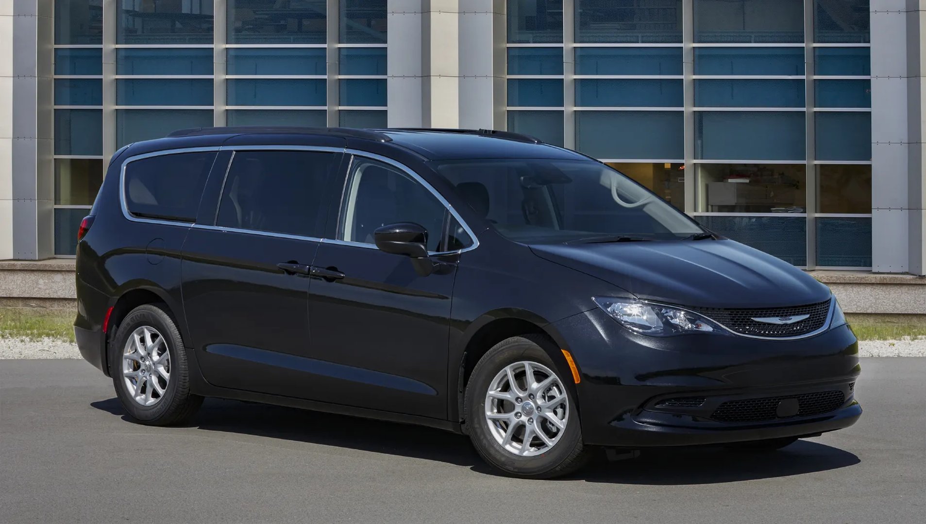 Chrysler Grand Voyager 6 generation