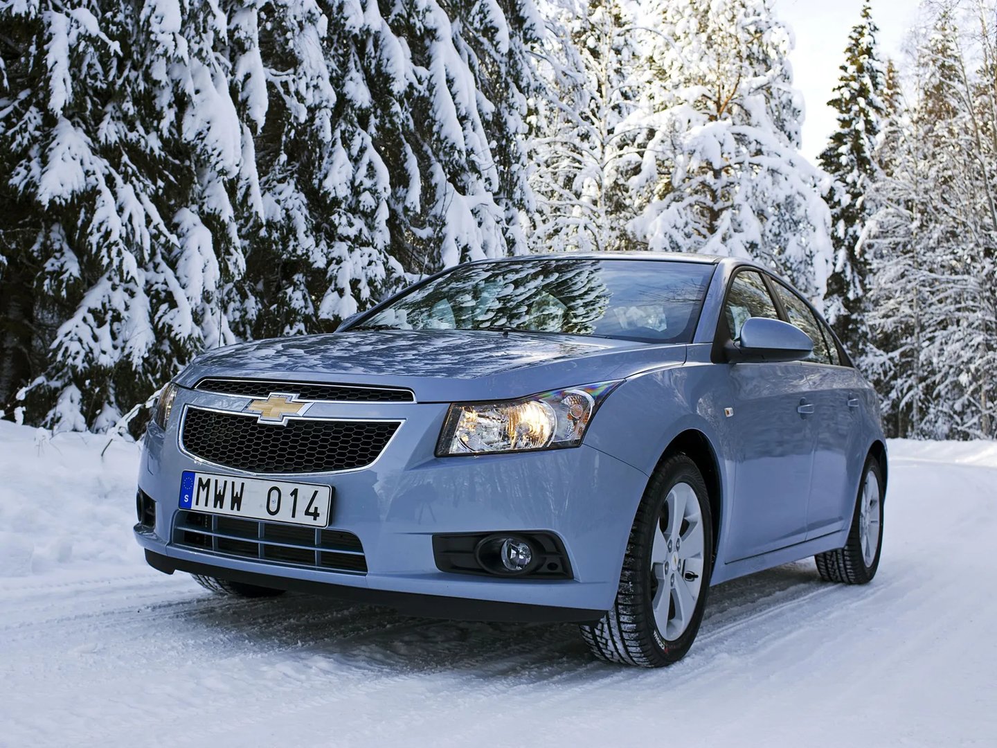 Chevrolet_Cruze_1_generation__Sedan__12.jpg