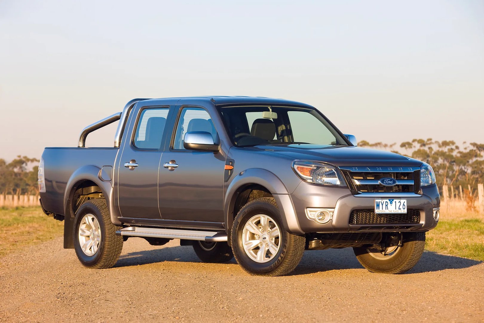 Ford_Ranger_2_generation_restyling__Pickup_double-cab__4.jpg