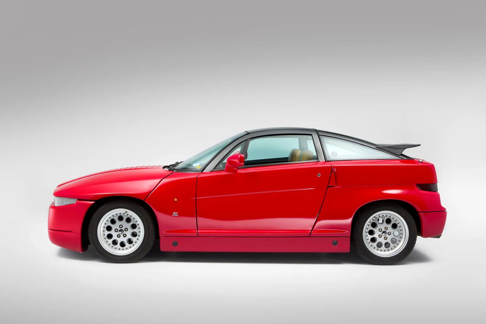 Alfa Romeo_SZ_1_generation__Coupe__6.jpg