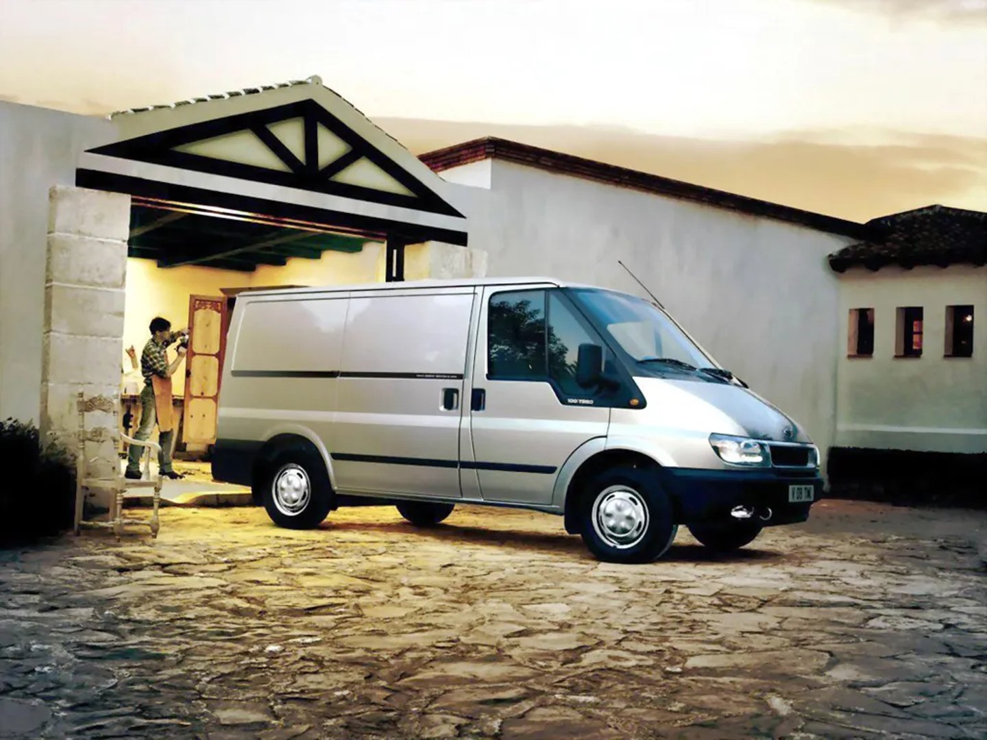 Ford_Transit_3_generation__Van__6.jpg