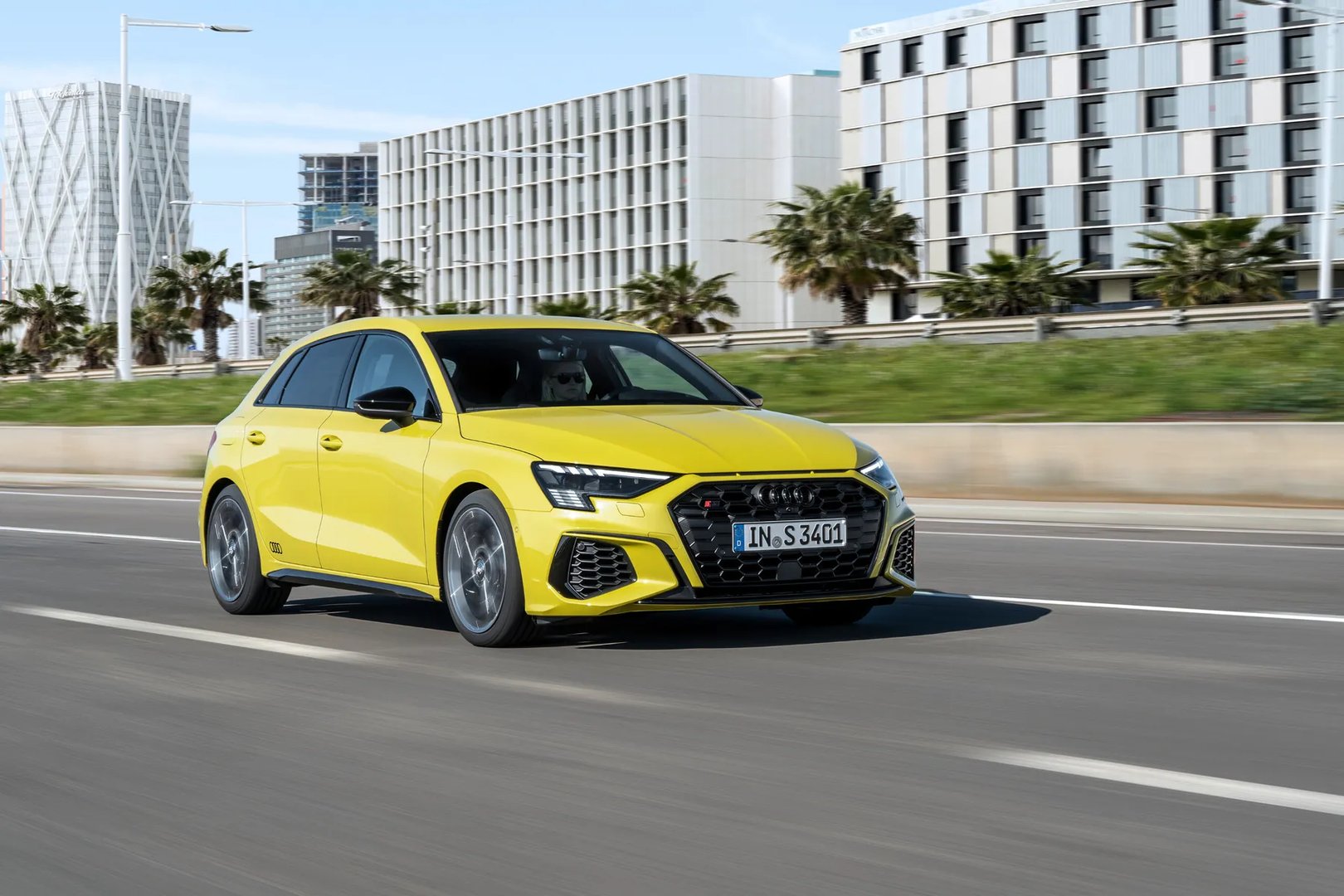 Audi_S3_4_generation__Hatchback_5-door__4.jpg