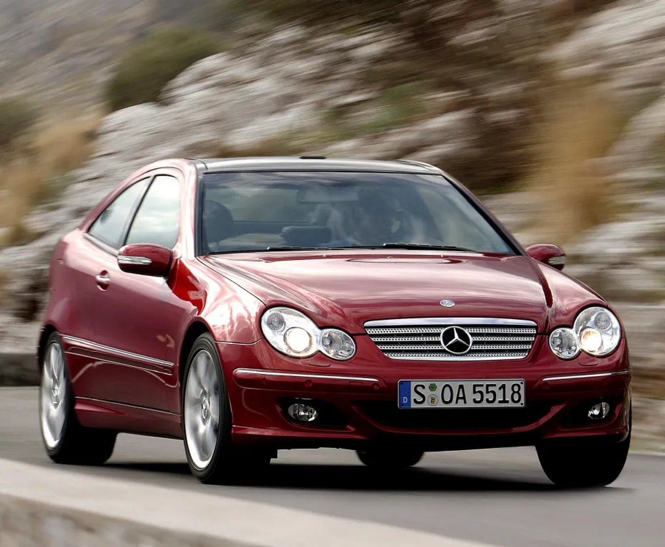 Mercedes_C-Class_2_generation_restyling__Hatchback_3-door__main.jpg