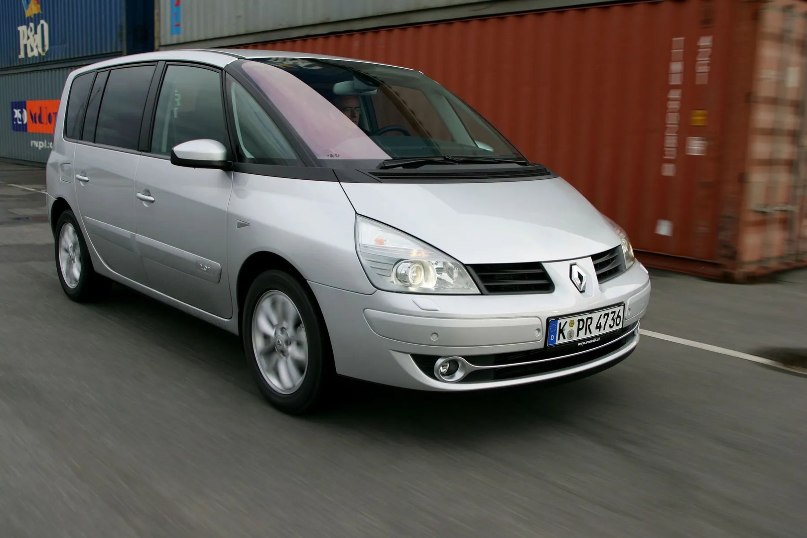 Renault_Espace_4_generation_restyling__Minivan__8.jpg