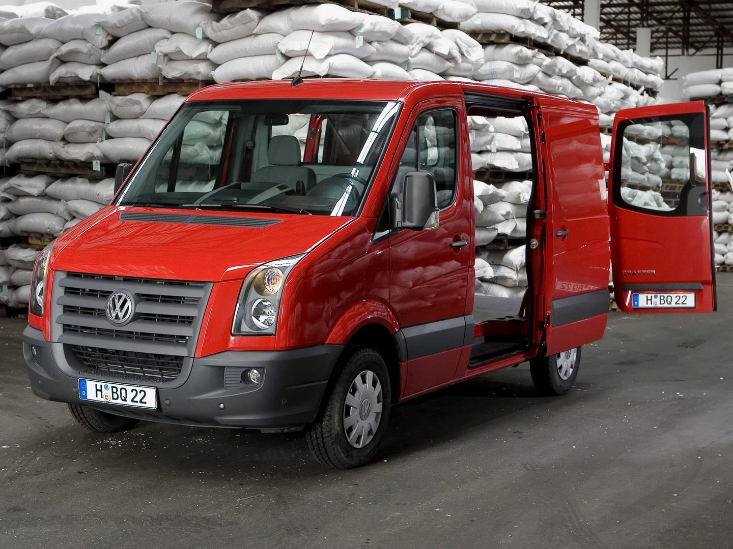 Volkswagen_Crafter_1_generation__Van_Short__4.jpg