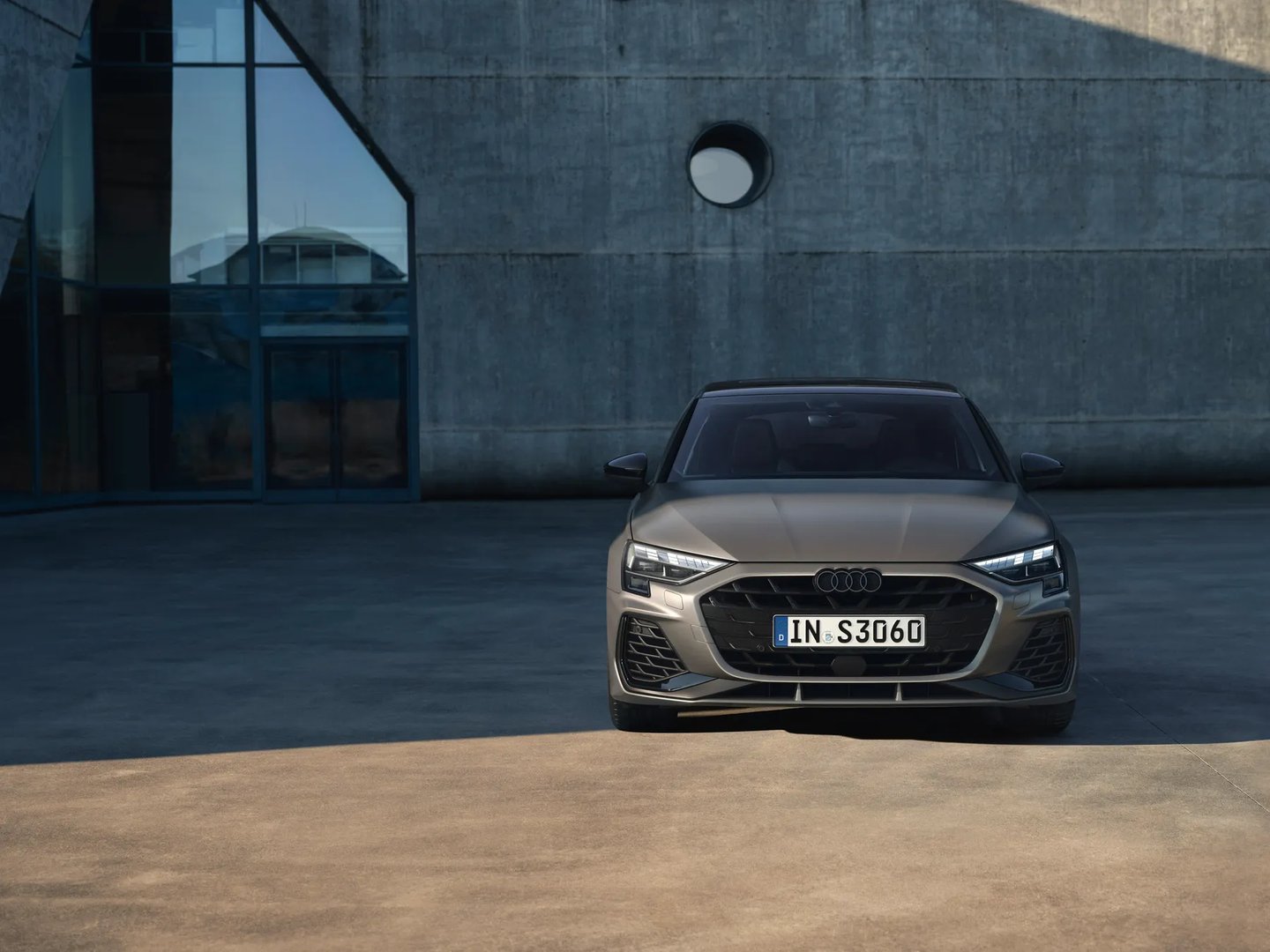 audi_S3_4_generation_restyling_1__Hatchback_5-door__3.jpg