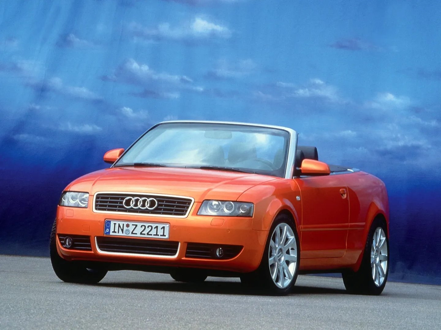 Audi_A4_2_generation__Cabrio__1.jpg