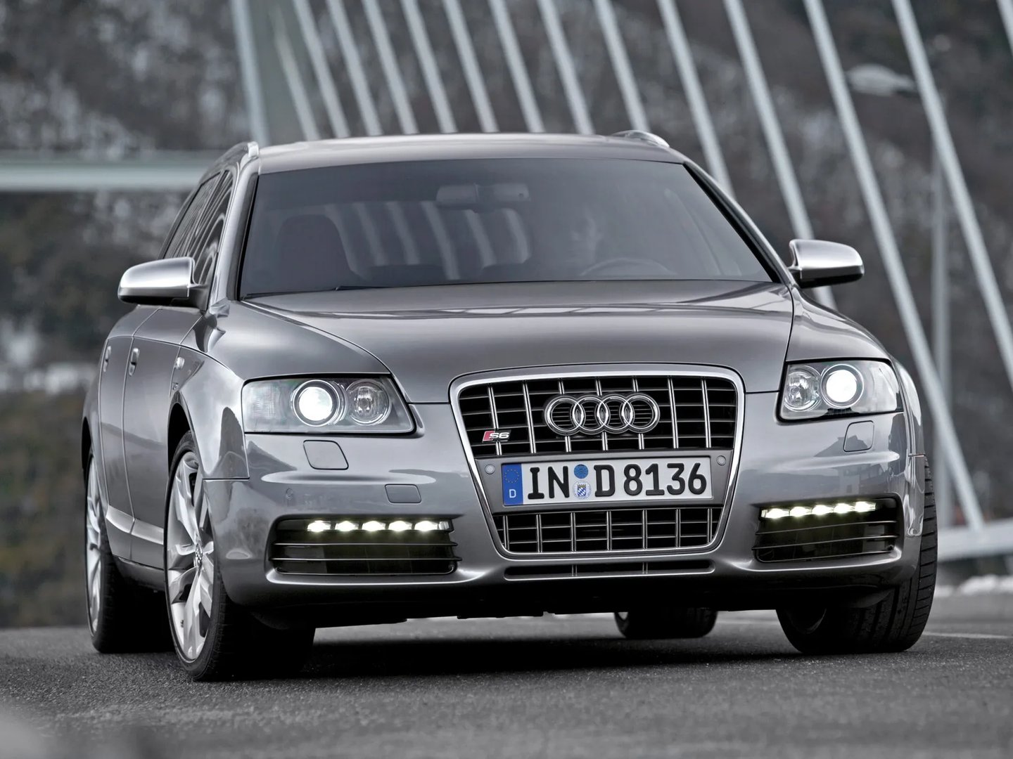 Audi_S6_3_generation__Estate_5-door__3.jpg