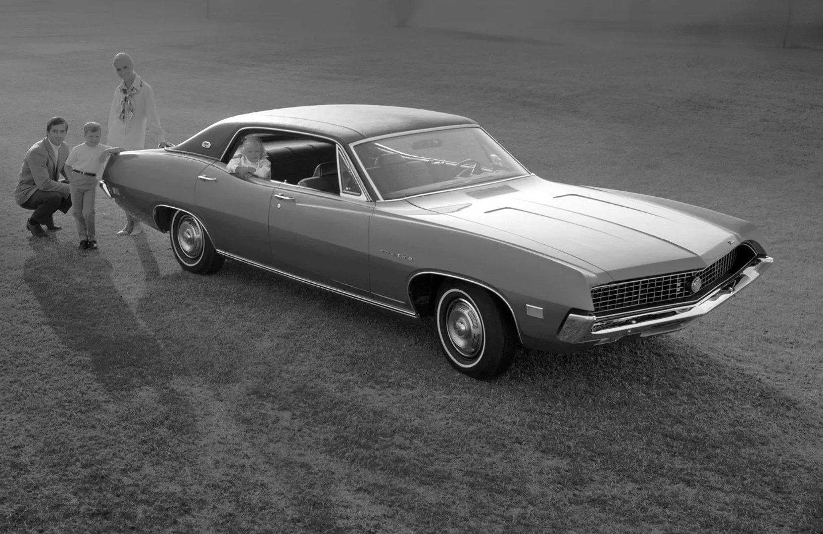 Ford_Torino_2_generation__Sedan_Hardtop__3.jpg