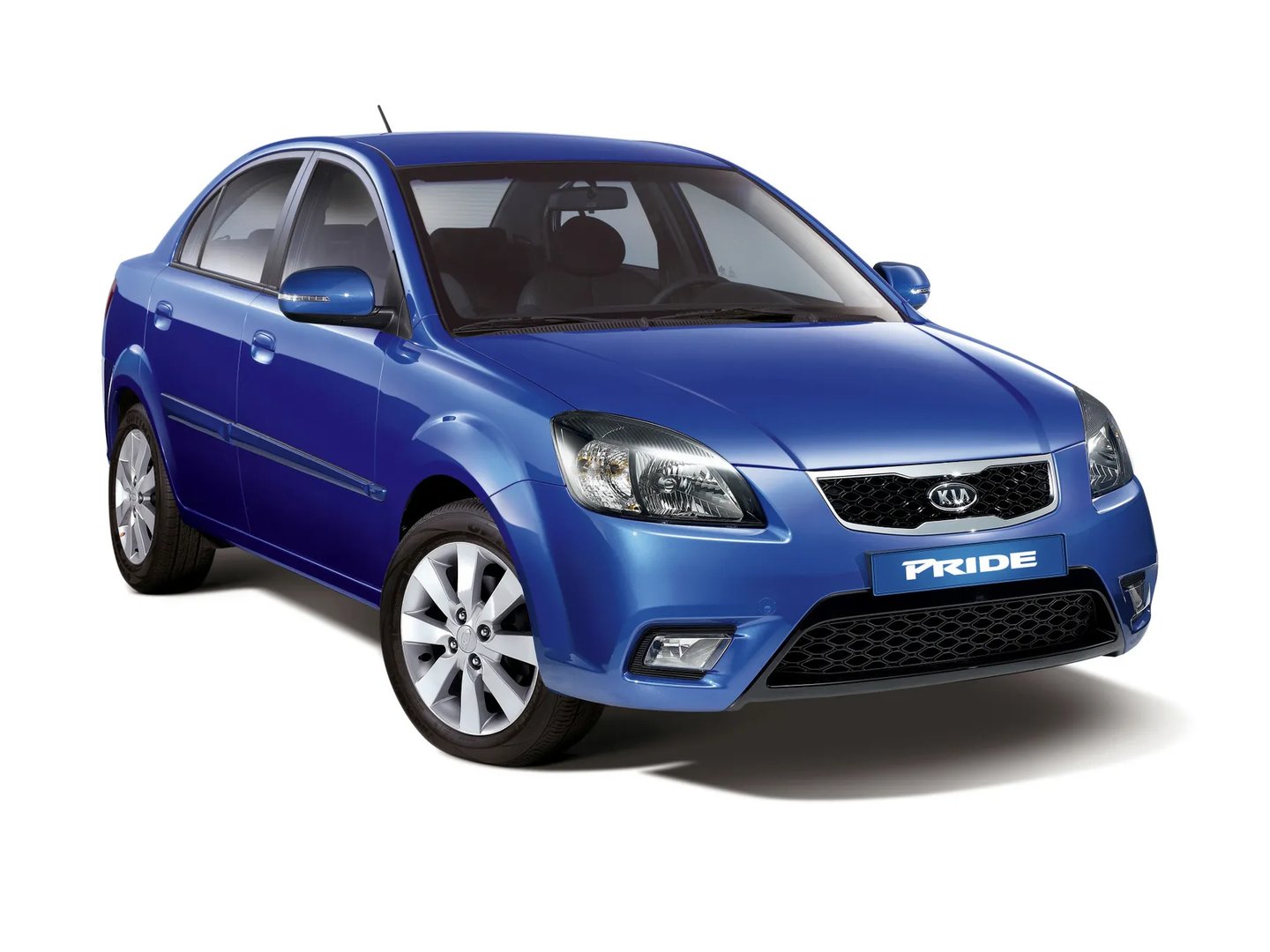 Kia_Pride_2_generation__Sedan__3.jpg