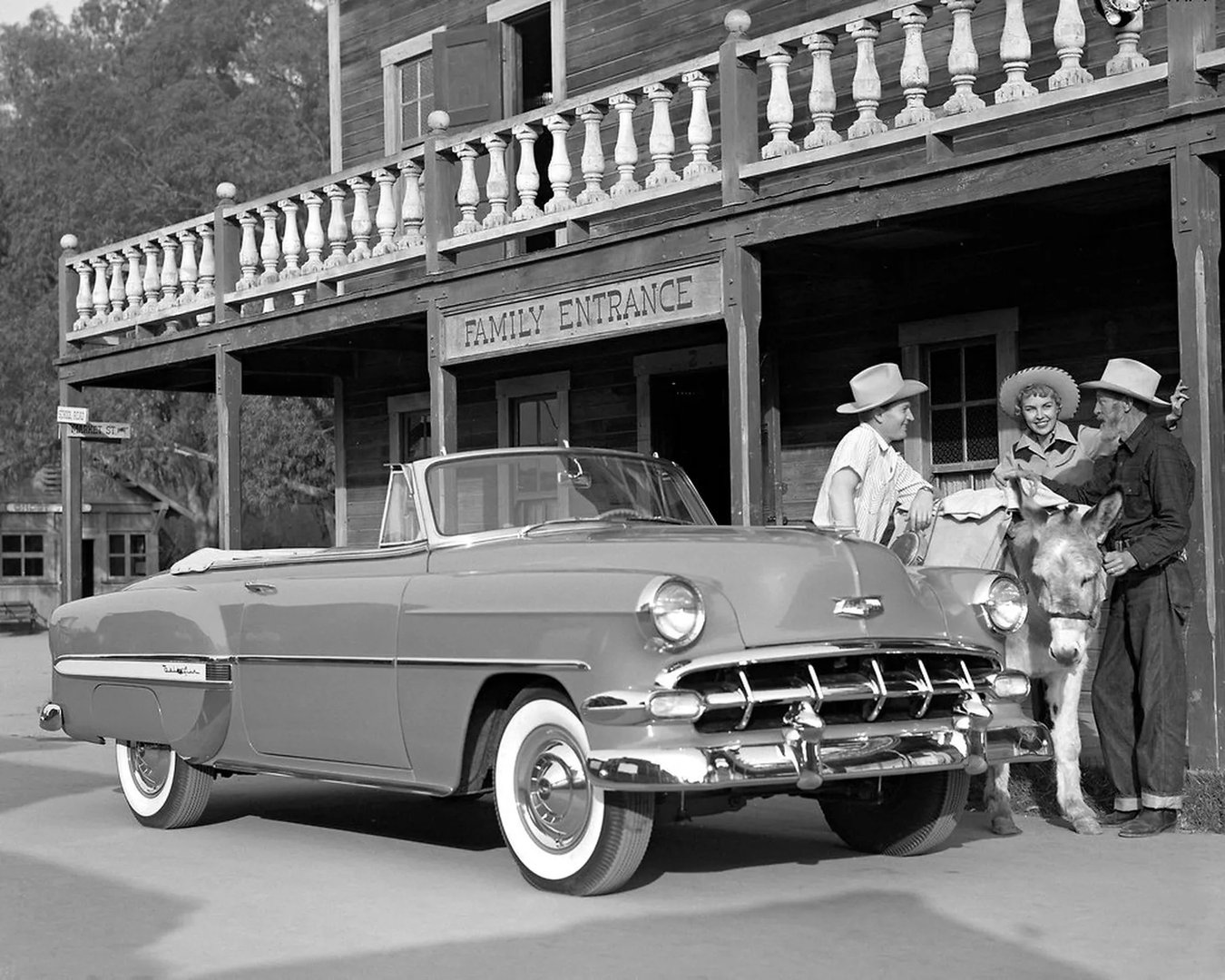 Chevrolet_Bel_Air_1_generation__Cabrio__6.jpg