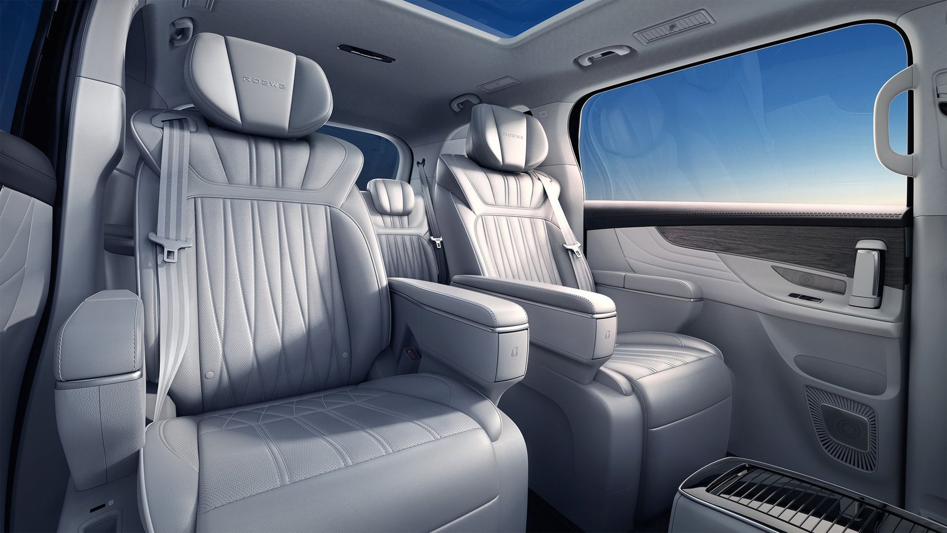 roewe_iMAX8_EV_1_generation__Minivan__14.jpg