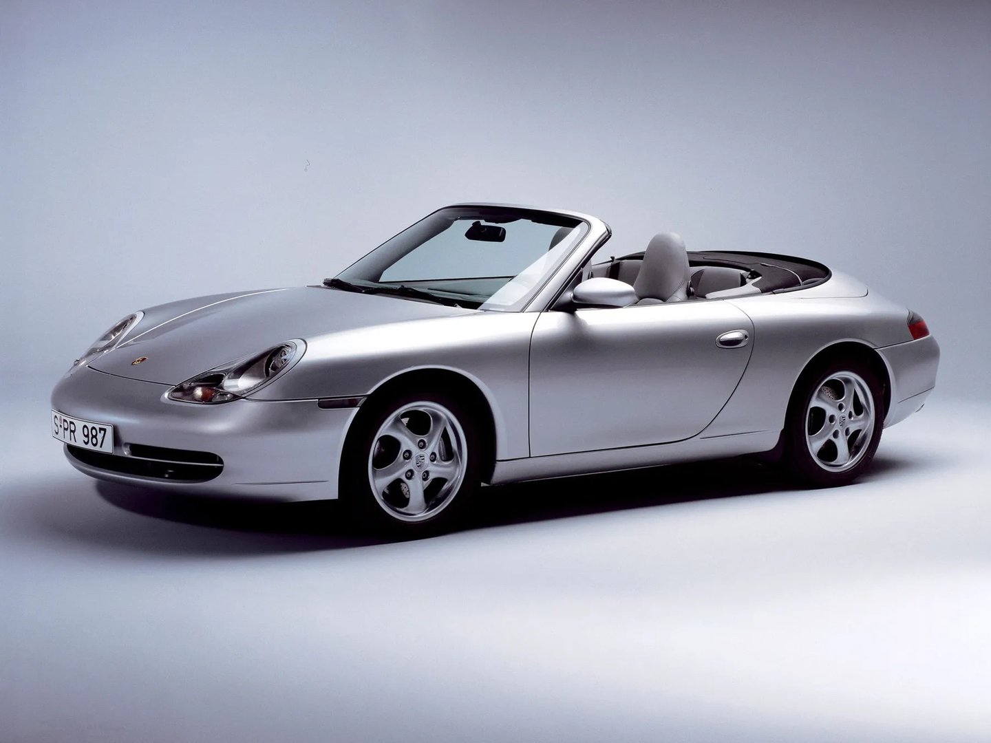 Porsche_911_5_generation__Cabrio__2.jpg