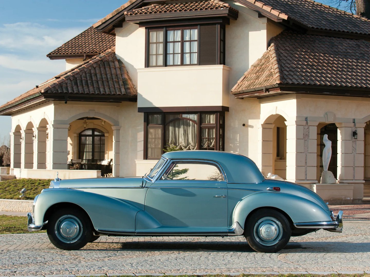 Mercedes_W188_1_generation__Coupe__5.jpg
