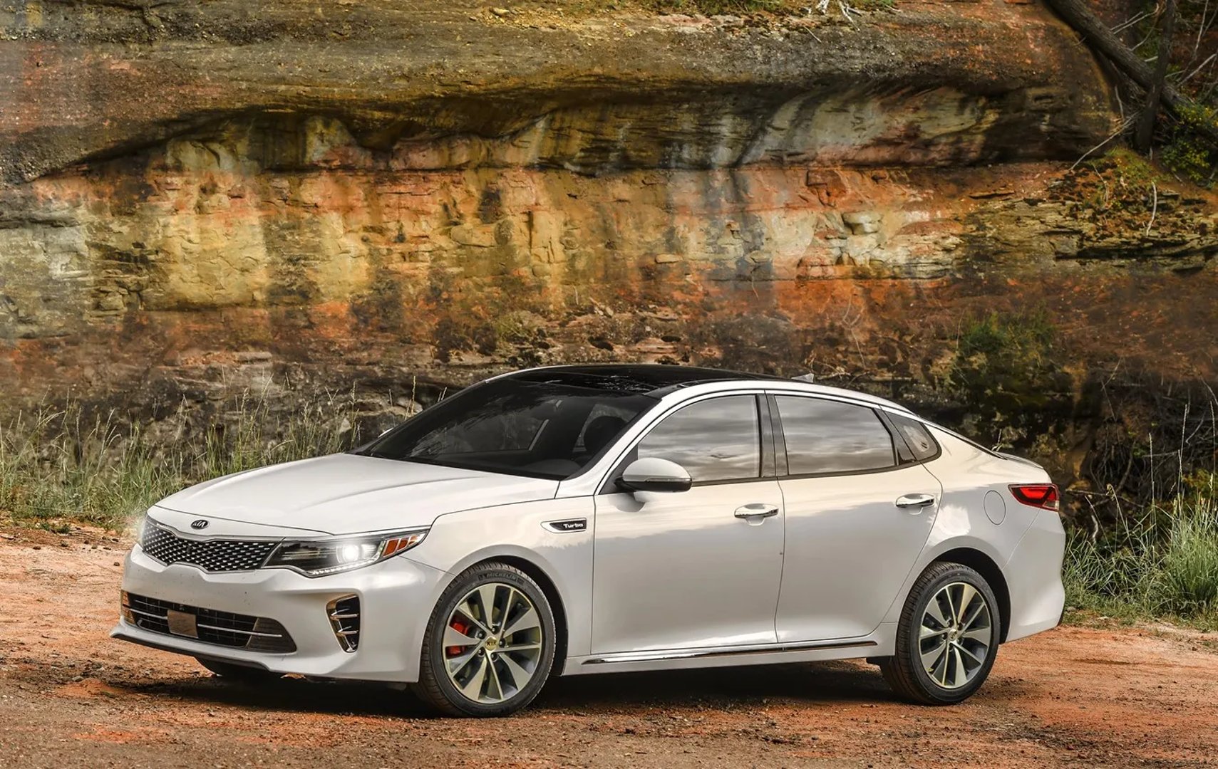 Kia_Optima_4_generation__Sedan__6.jpg
