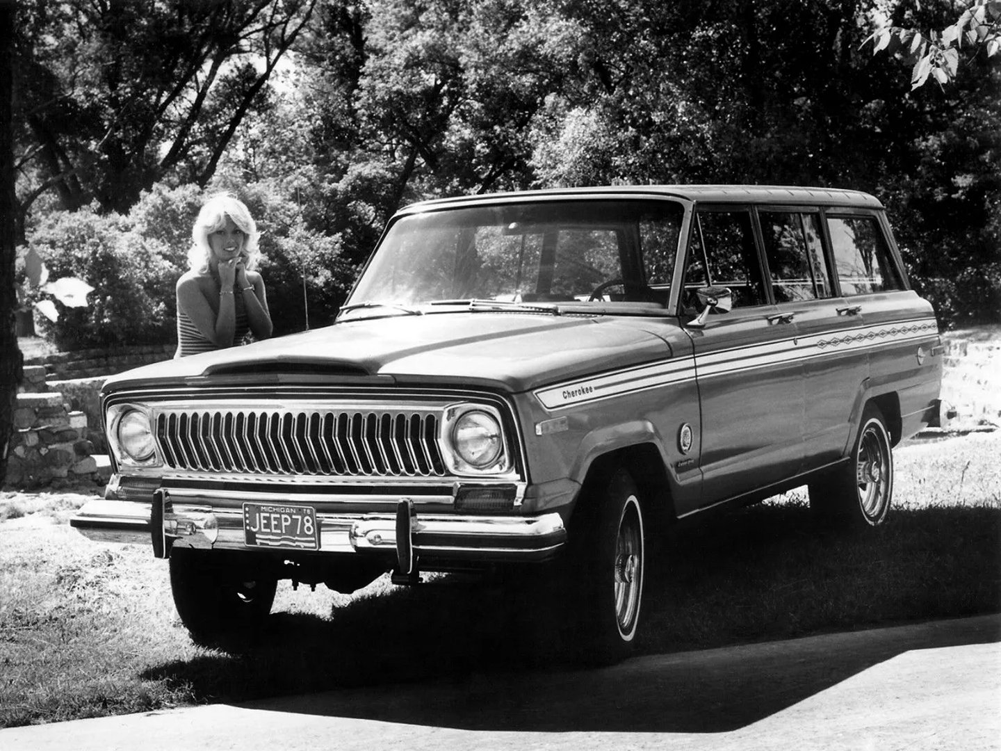 Jeep_Cherokee_1_generation__SUV_5-doors__3.jpg