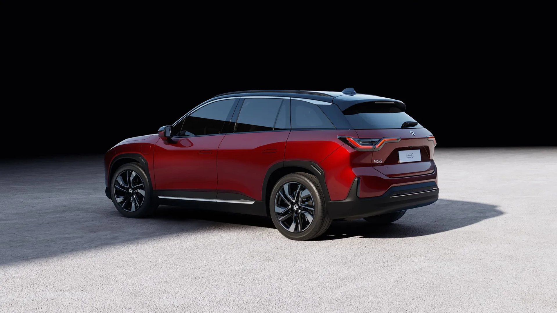 nio_ES6_1_generation__SUV_5-doors__1.jpg