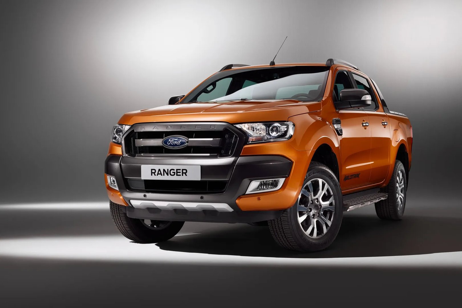 Ford_Ranger_3_generation_restyling_1__Pickup_double-cab__7.jpg