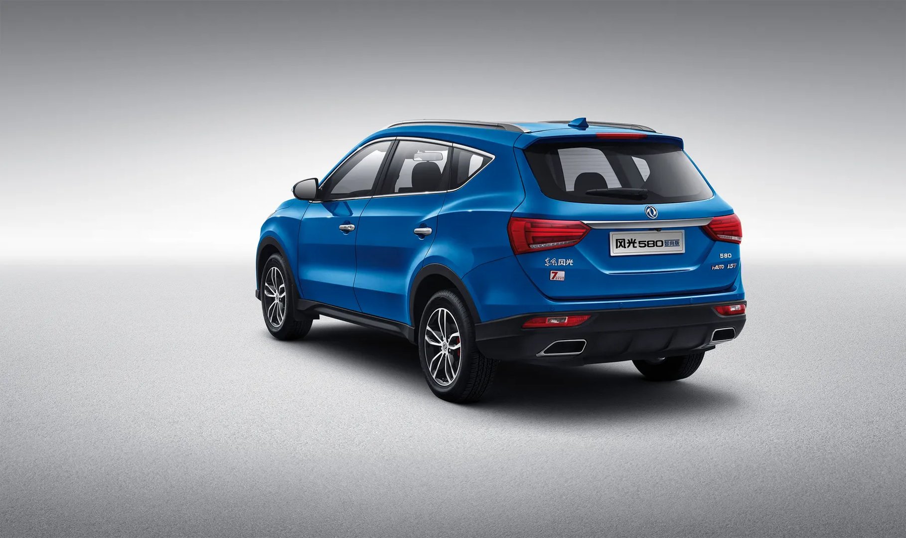 DongFeng_580_1_generation__SUV_5-doors__9.jpg